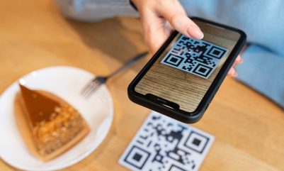 بهترین راهنمای انتخاب بین QR code و Barcode برای نیازهای شما