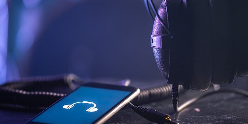 معرفی 7 اپلیکیشن ‌و برنامه‌ پادکست ساز